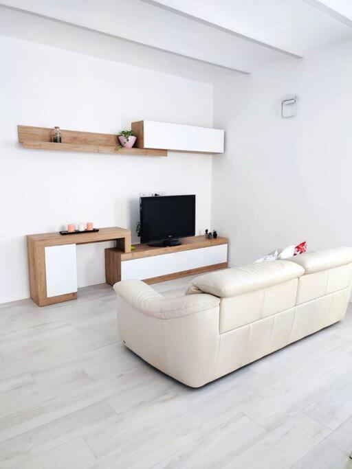 Ambroeus Apartmens Casa Spaziosa In Centro Paese Inzago Kültér fotó