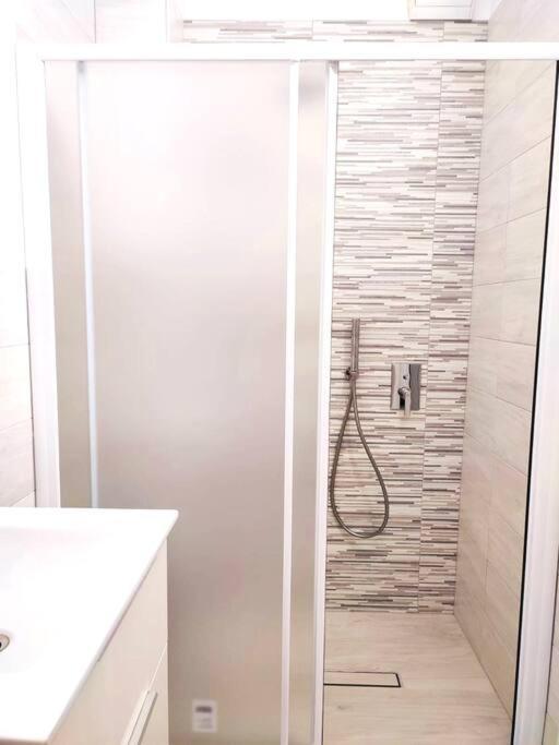 Ambroeus Apartmens Casa Spaziosa In Centro Paese Inzago Kültér fotó